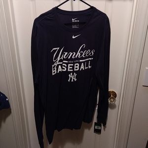 Yankees long sleeve t-shirt